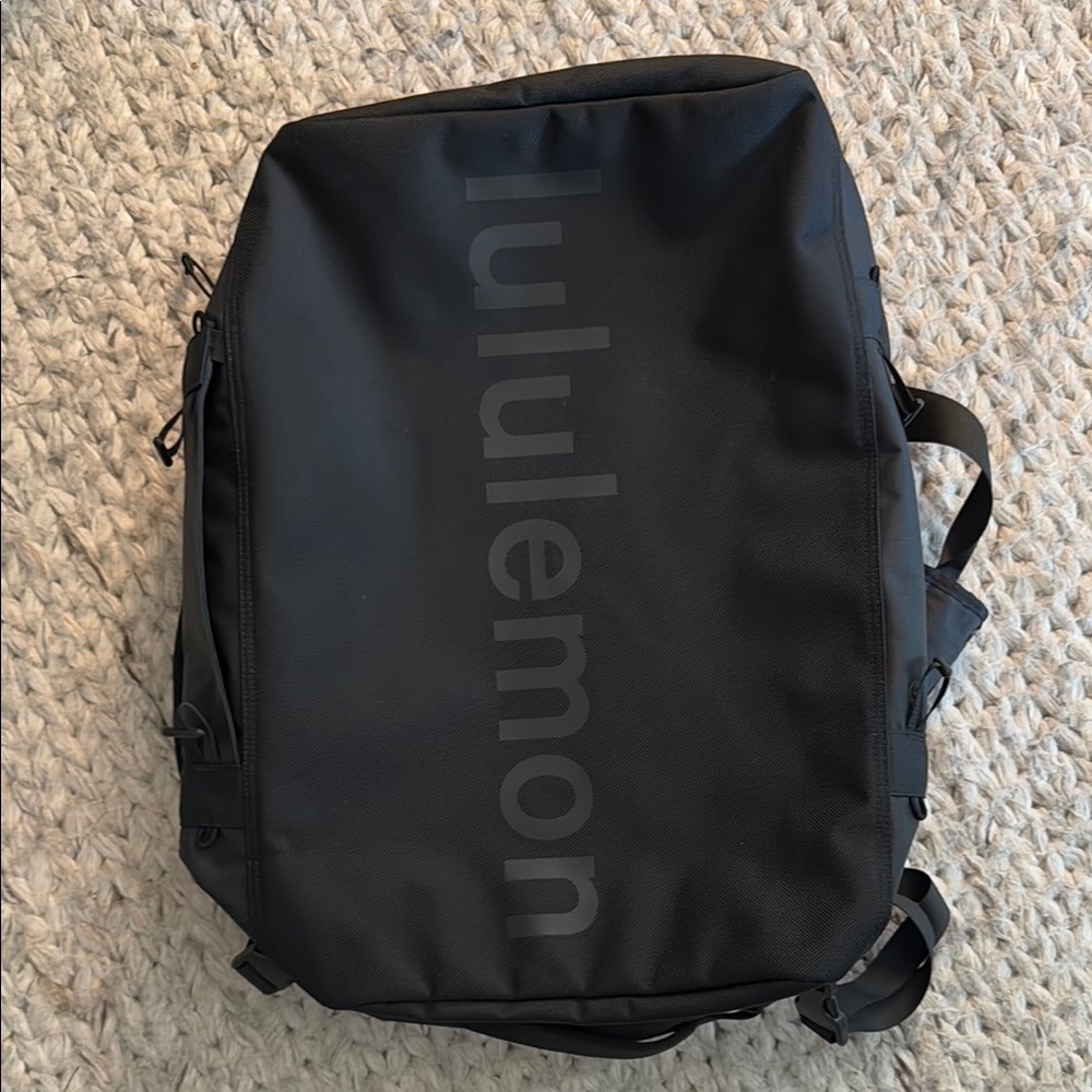 lululemon athletica 2-in-1 Duffle Backpack 45L, Sleek Durable Minimalist